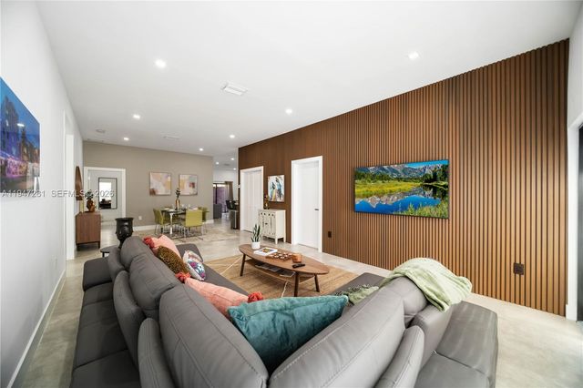 95 NW 52nd St, Miami, FL 33127