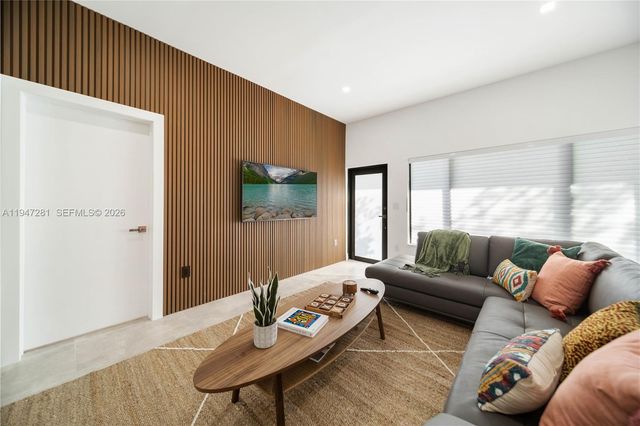 95 NW 52nd St, Miami, FL 33127