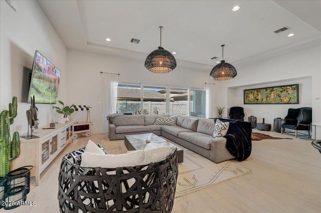 3494 E BLOOMFIELD Parkway, Gilbert, AZ 85296