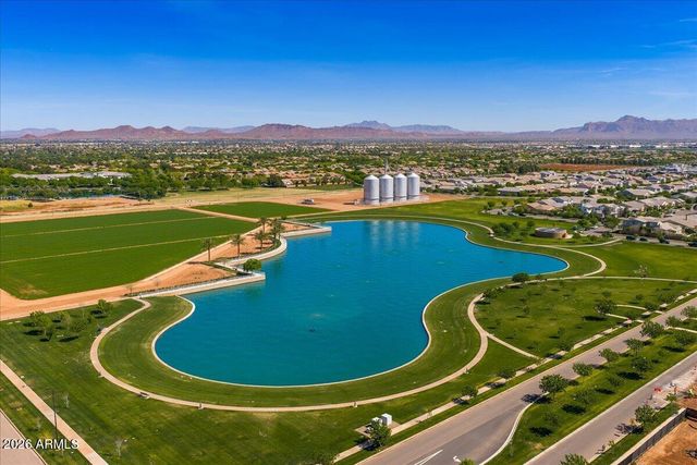 3494 E BLOOMFIELD Parkway, Gilbert, AZ 85296