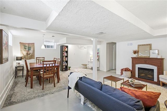5930 Hardy Street, Merriam, KS 66202