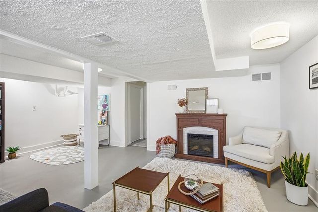 5930 Hardy Street, Merriam, KS 66202