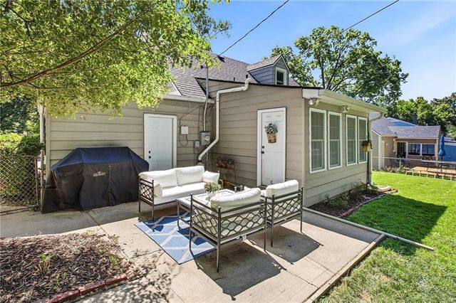 5930 Hardy Street, Merriam, KS 66202