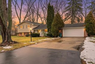 6382 Houghten Drive, City Of Troy, MI 48098