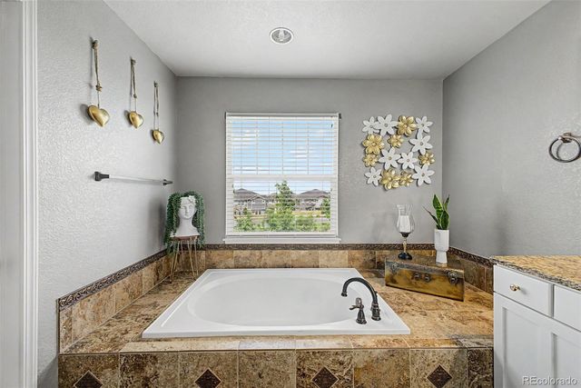 24781 E Ontario Drive, Aurora, CO 80016