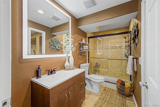 24781 E Ontario Drive, Aurora, CO 80016