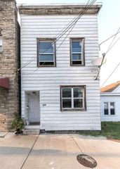 210 Depot St, Youngwood, PA 15697