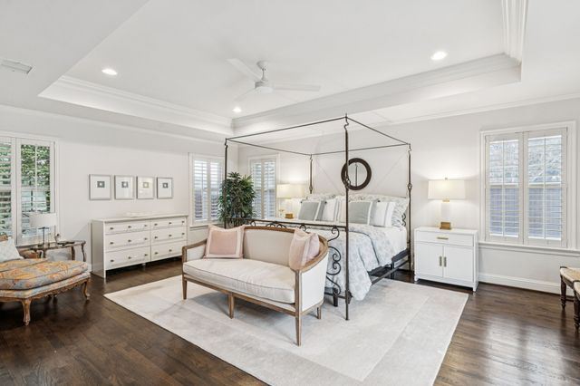 7032 Lavendale Avenue, Dallas, TX 75230