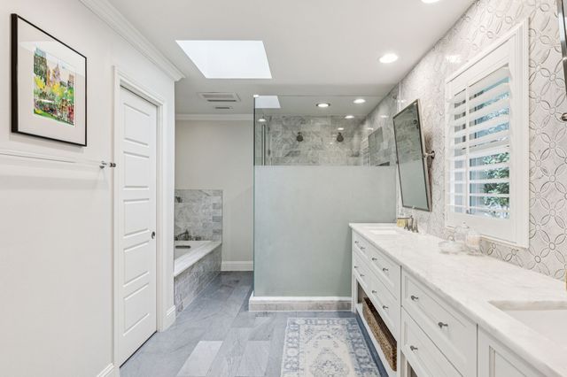 7032 Lavendale Avenue, Dallas, TX 75230