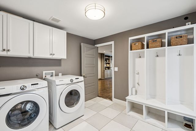 7032 Lavendale Avenue, Dallas, TX 75230