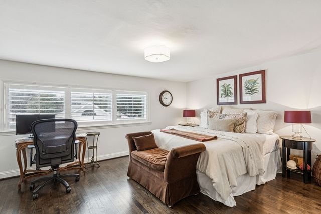 7032 Lavendale Avenue, Dallas, TX 75230