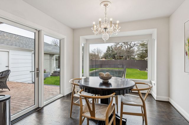 7032 Lavendale Avenue, Dallas, TX 75230