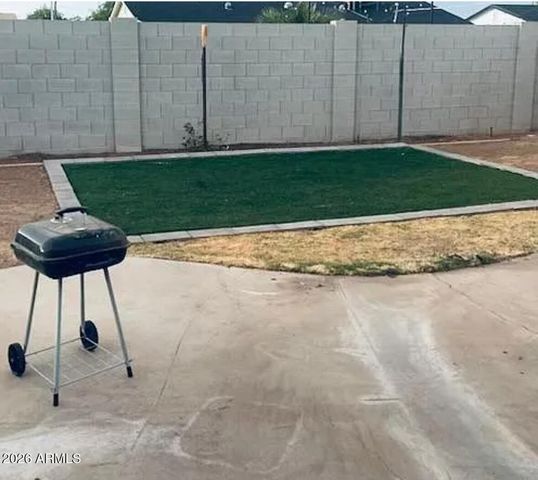 6902 E LATHAM Street, Scottsdale, AZ 85257