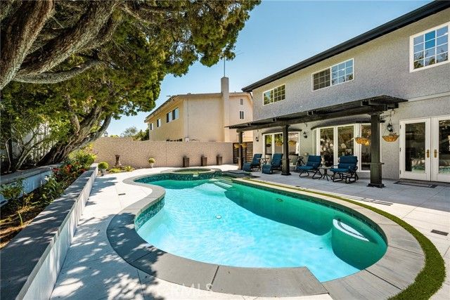 4051 Salacia, Irvine, CA 92620