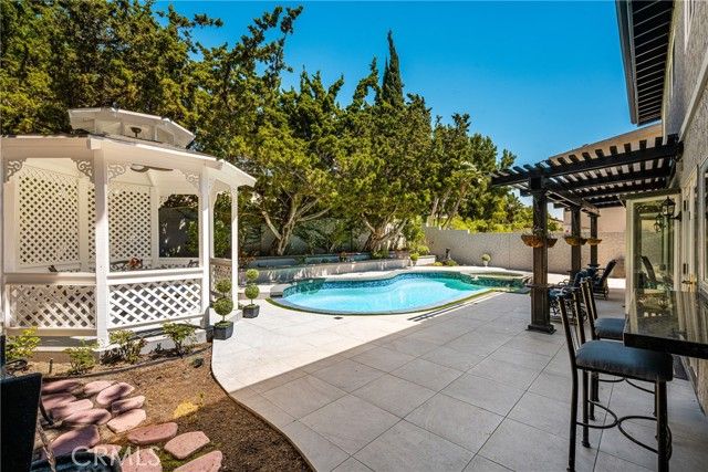 4051 Salacia, Irvine, CA 92620