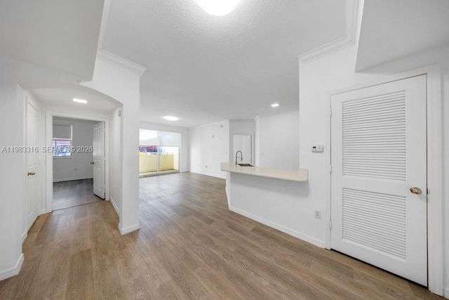 9172 Collins Ave 212, Surfside, FL 33154