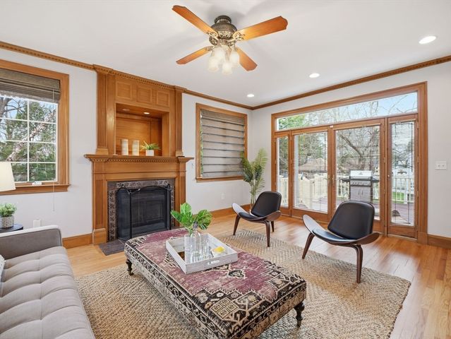 37 Pomfret St, Boston, MA 02132