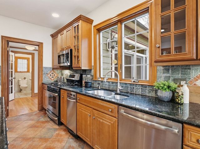 37 Pomfret St, Boston, MA 02132