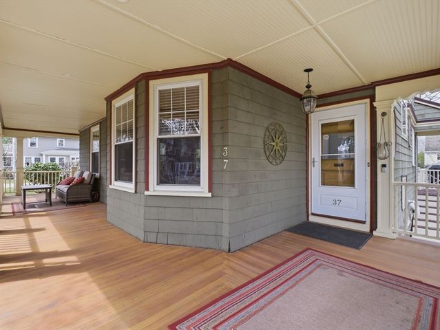 37 Pomfret St, Boston, MA 02132