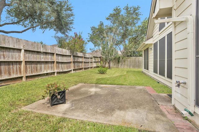 3510 Harbor Pass Lane, Friendswood, TX 77546