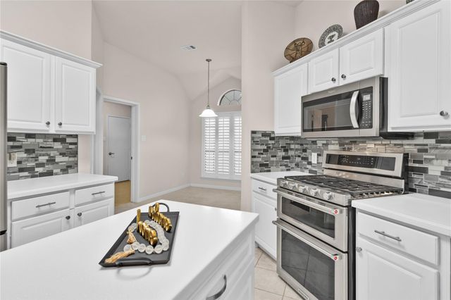 3510 Harbor Pass Lane, Friendswood, TX 77546