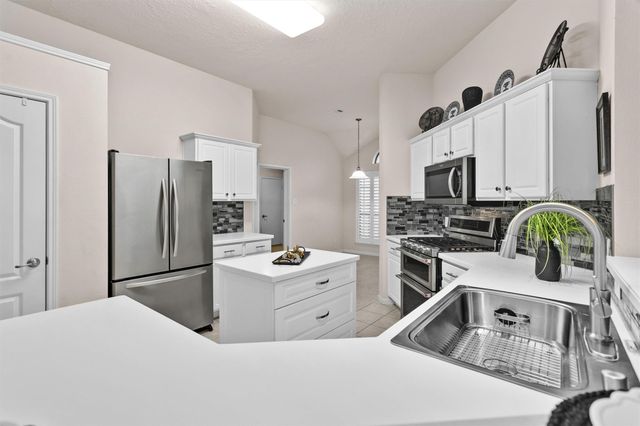 3510 Harbor Pass Lane, Friendswood, TX 77546