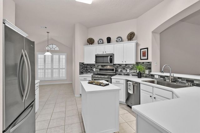 3510 Harbor Pass Lane, Friendswood, TX 77546