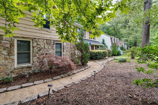 9225 Evening Shadow Drive, Chattanooga, TN 37421