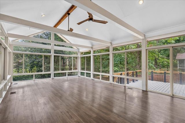 9225 Evening Shadow Drive, Chattanooga, TN 37421