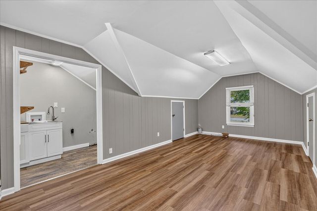 9225 Evening Shadow Drive, Chattanooga, TN 37421