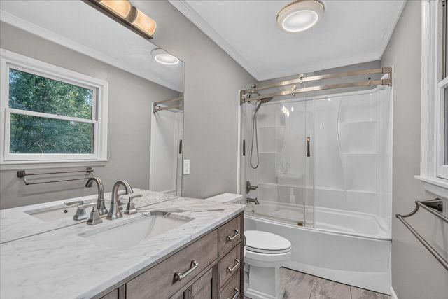 9225 Evening Shadow Drive, Chattanooga, TN 37421