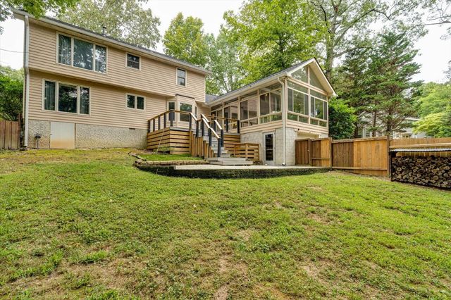 9225 Evening Shadow Drive, Chattanooga, TN 37421