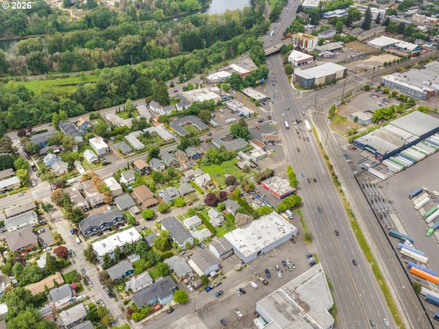 5205 Se 18TH Ave, Portland, OR 97202