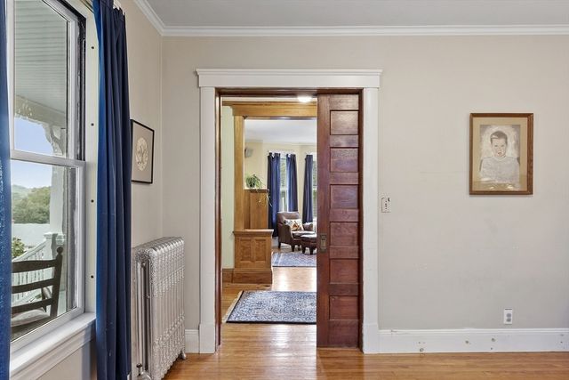 6 Moore Ave, Worcester, MA 01602