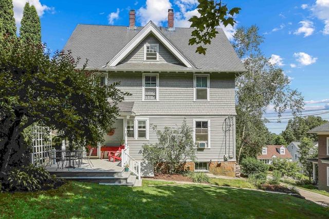 6 Moore Ave, Worcester, MA 01602