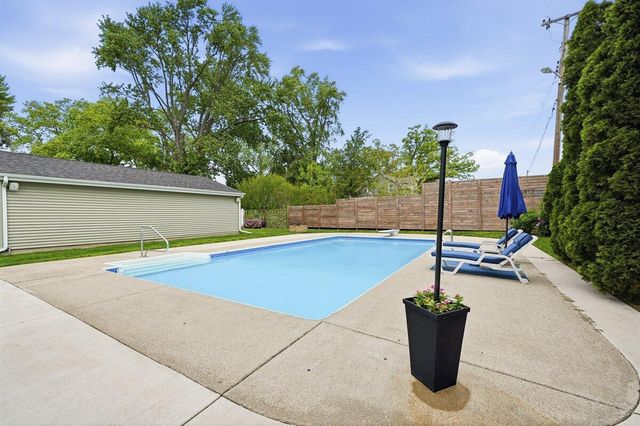 2789 Brandt Street, Portage, IN 46368
