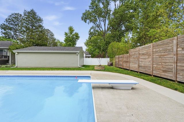 2789 Brandt Street, Portage, IN 46368