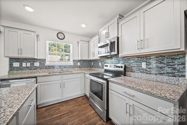 217 Brenett Francis Court 58, Charlotte, NC 28214