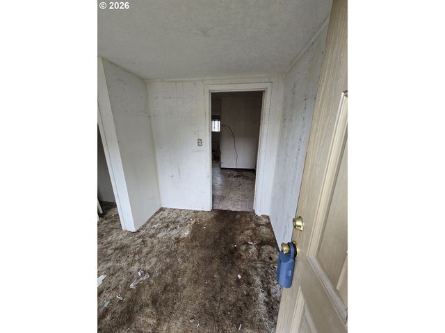 423 LONG Ave, Kelso, WA 98626