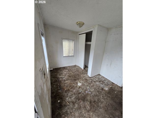 423 LONG Ave, Kelso, WA 98626