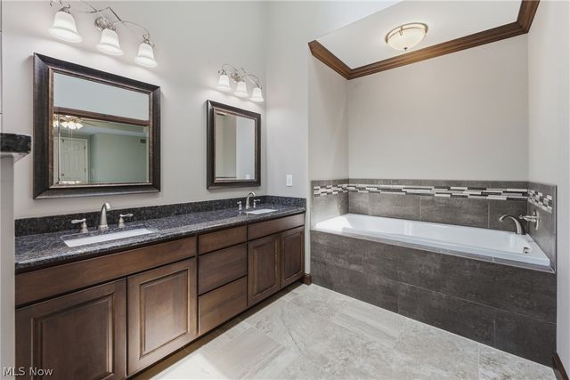 6114 Groton Street NW, Canton, OH 44708