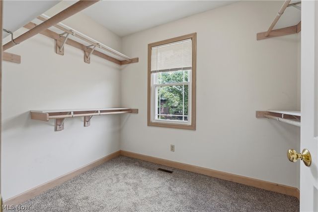 6114 Groton Street NW, Canton, OH 44708
