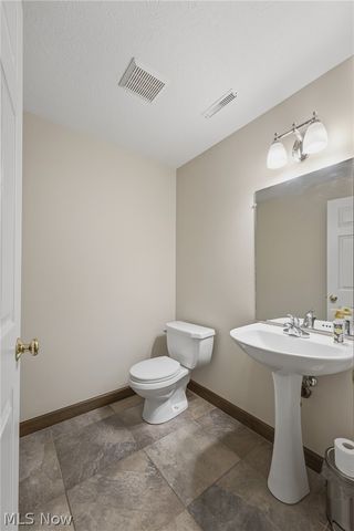 6114 Groton Street NW, Canton, OH 44708