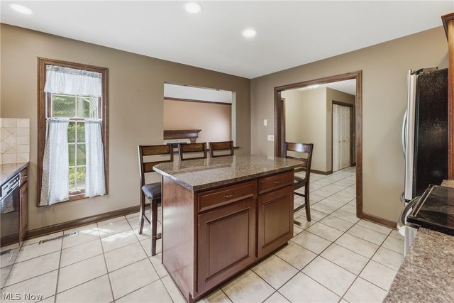 6114 Groton Street NW, Canton, OH 44708