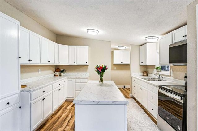 90 Oak Ridge Drive, Carrollton, GA 30116