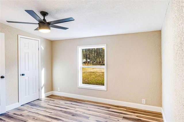 90 Oak Ridge Drive, Carrollton, GA 30116