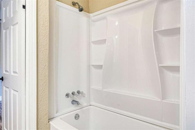 90 Oak Ridge Drive, Carrollton, GA 30116