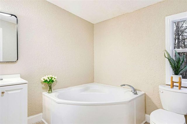 90 Oak Ridge Drive, Carrollton, GA 30116