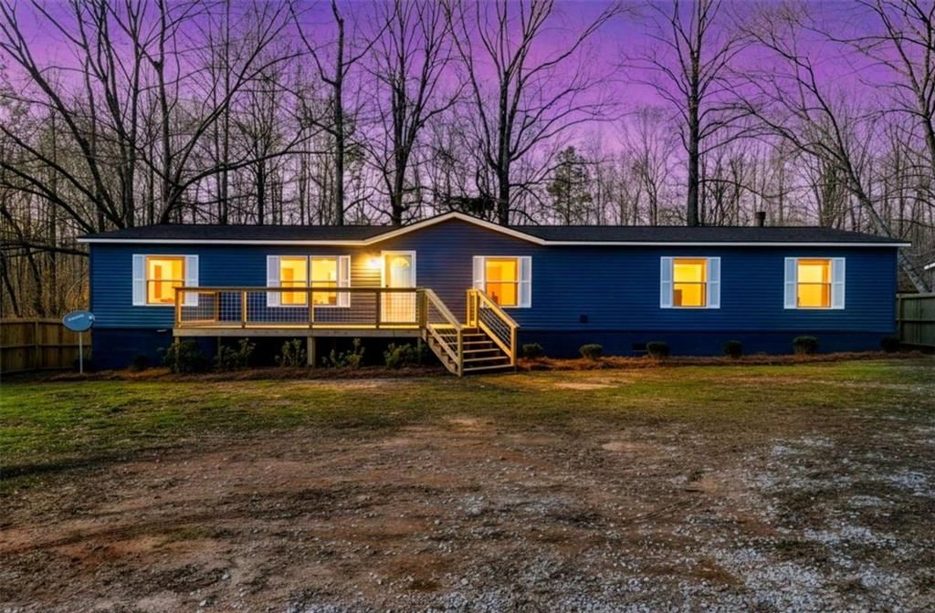 90 Oak Ridge Drive, Carrollton, GA 30116