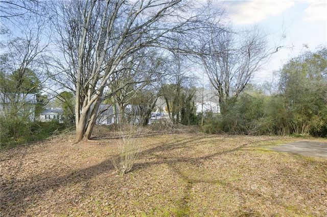 6057 Dorchester Drive, Rex, GA 30273
